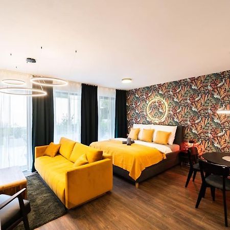 Gold Garden Terrace Apartment Brno Exterior foto